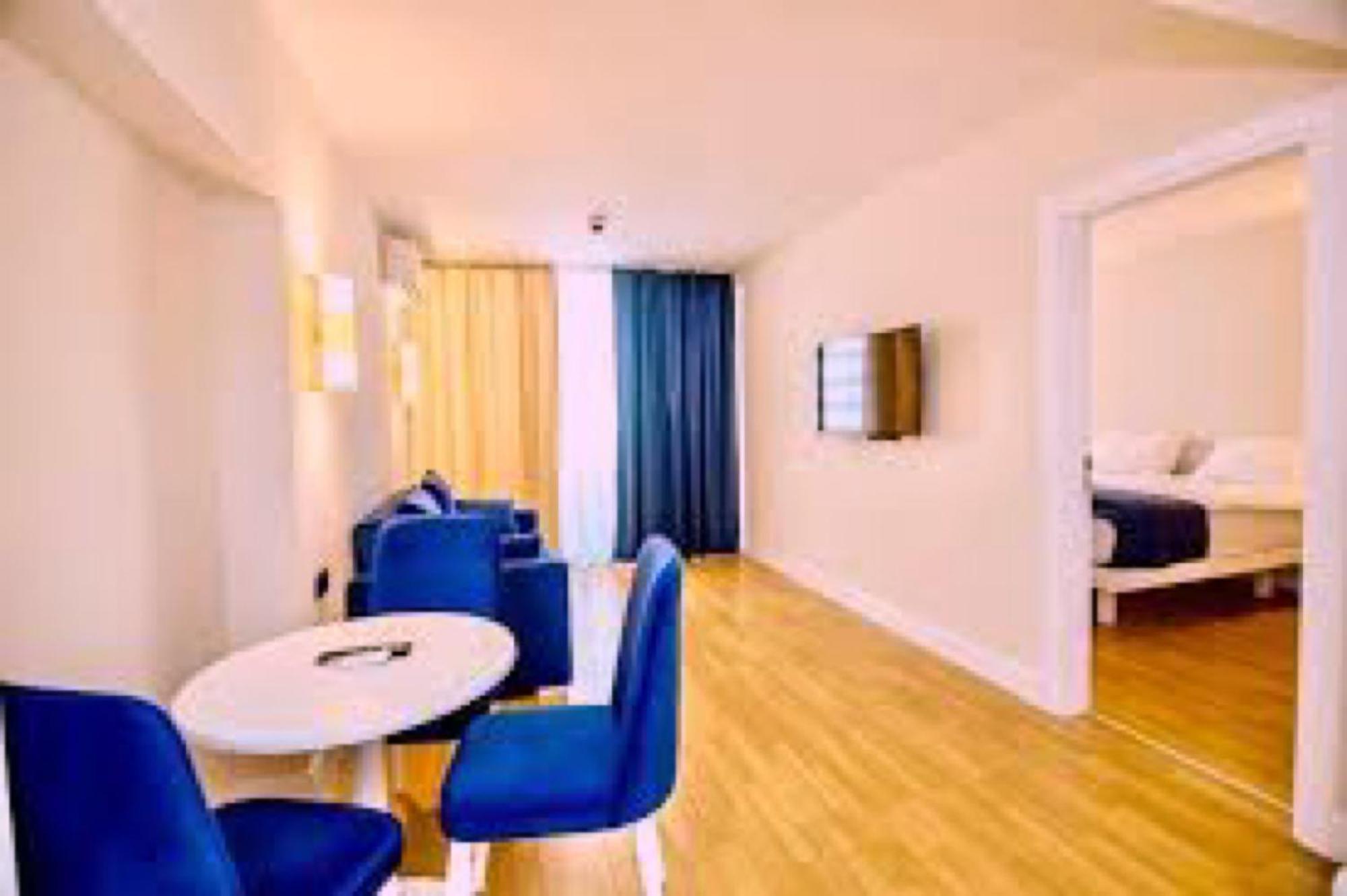 Delux Sea View Aparthotel In Orbi City Batumi Ngoại thất bức ảnh