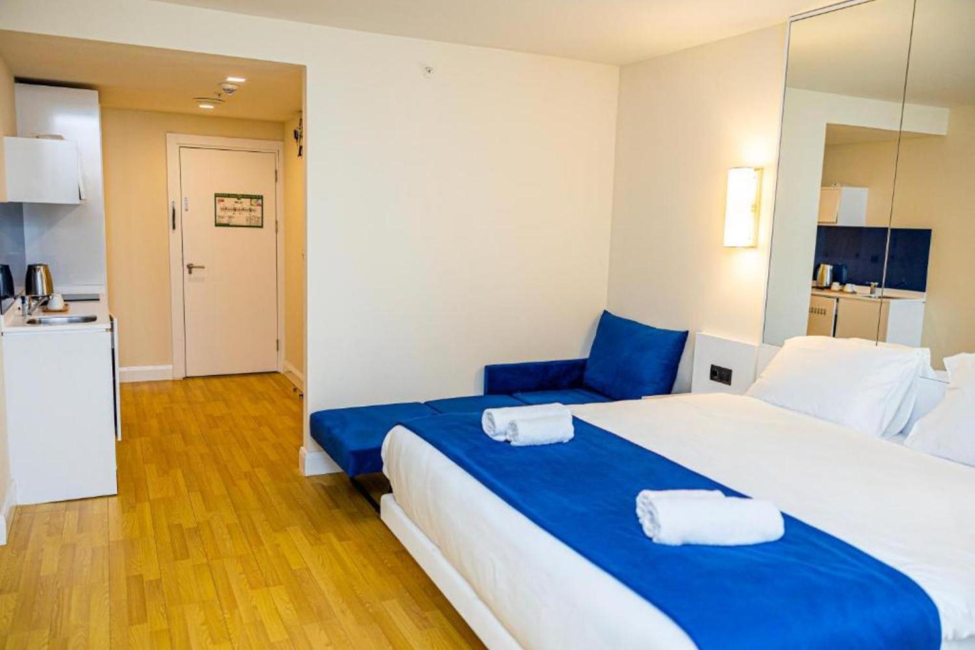 Delux Sea View Aparthotel In Orbi City Batumi Ngoại thất bức ảnh