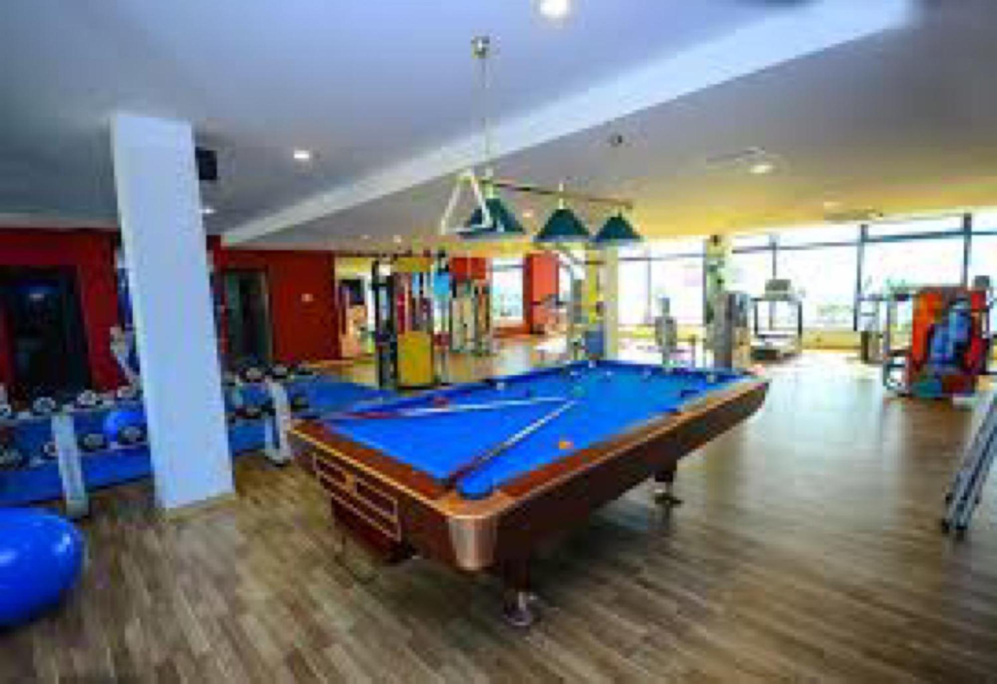 Delux Sea View Aparthotel In Orbi City Batumi Ngoại thất bức ảnh