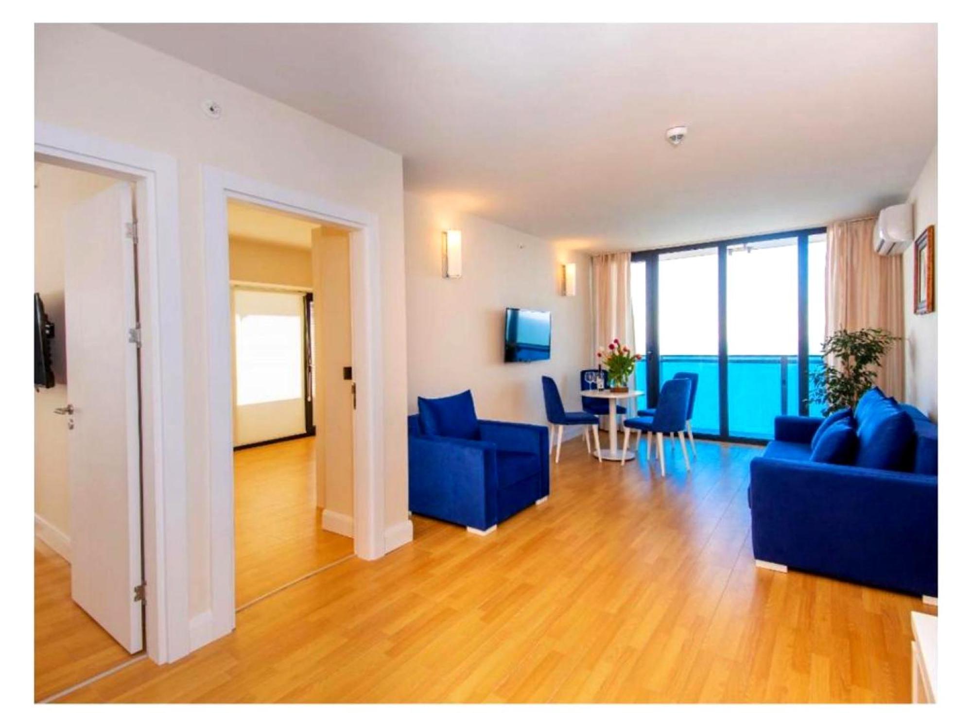 Delux Sea View Aparthotel In Orbi City Batumi Ngoại thất bức ảnh