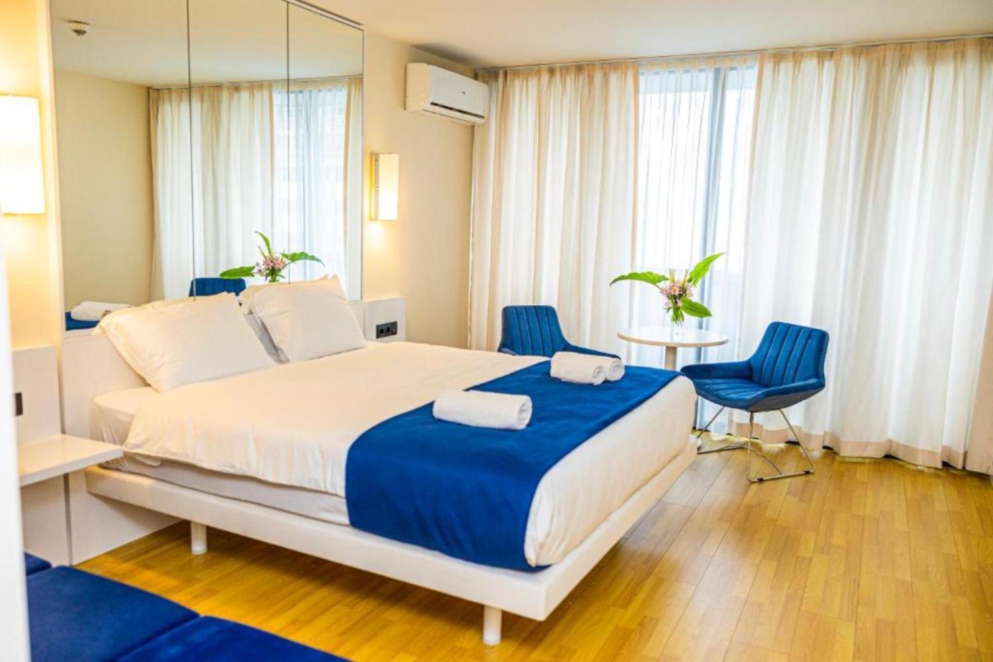 Delux Sea View Aparthotel In Orbi City Batumi Ngoại thất bức ảnh