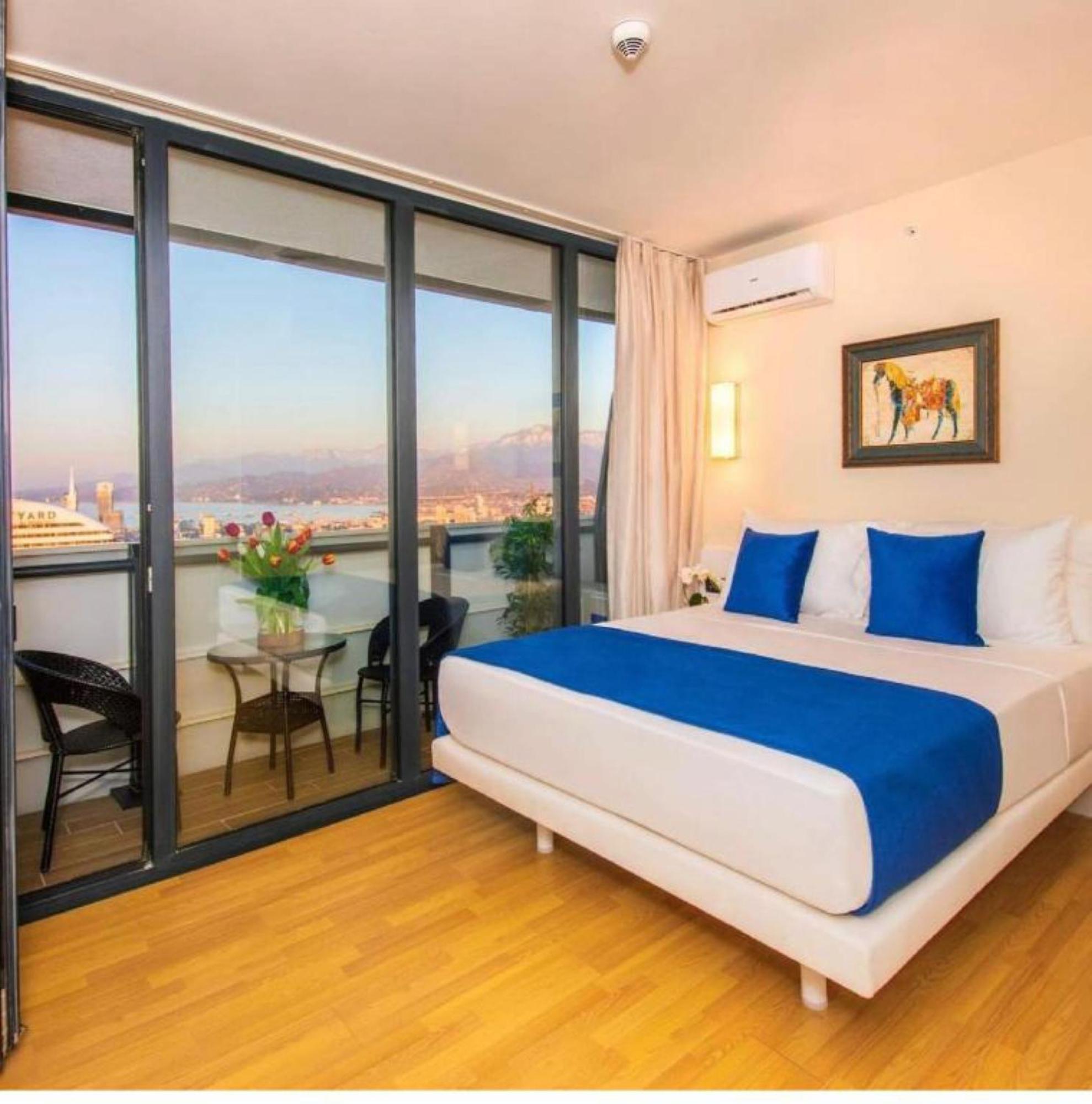 Delux Sea View Aparthotel In Orbi City Batumi Ngoại thất bức ảnh